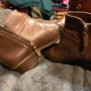 Franco Sarto ankle booties